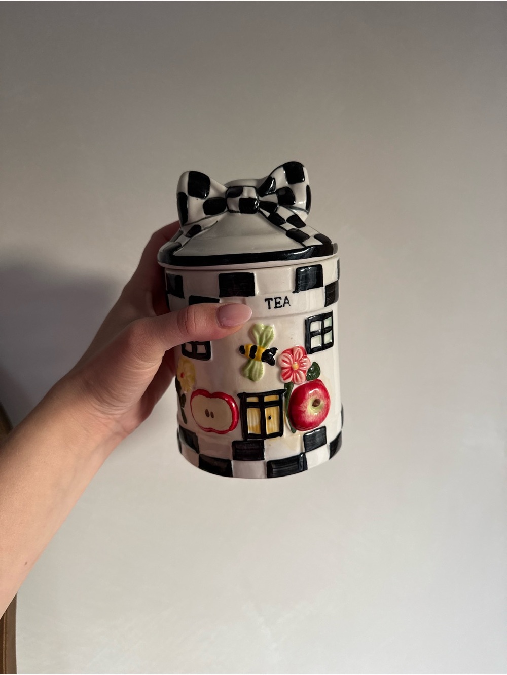 Cottage ceramic tea canister